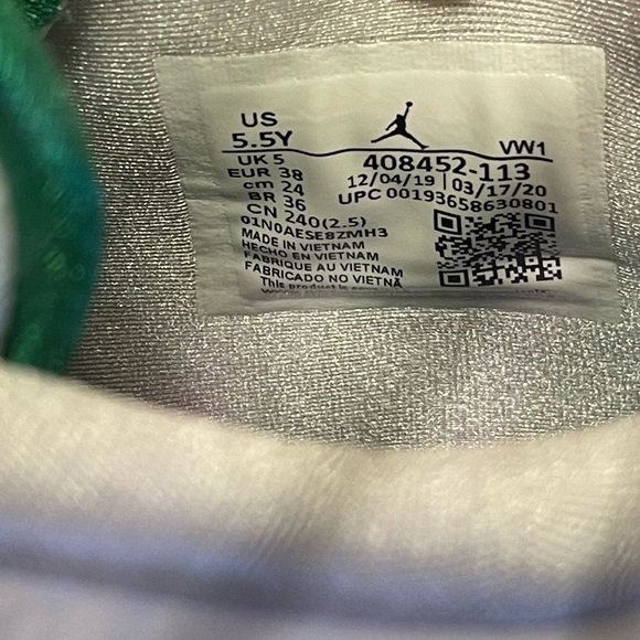 2020 Air Jordan 4 Retro GS in Green Metallic - 5.5Y - Picture 9 of 14